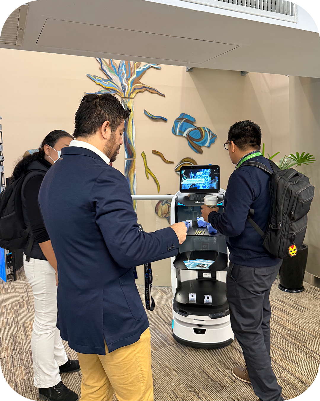 Evento con robots Zox 3